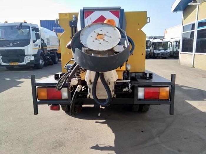 Gebruikt 2005 Hyundai H 200 pickup with spreader Nido stratos B08-15VALN