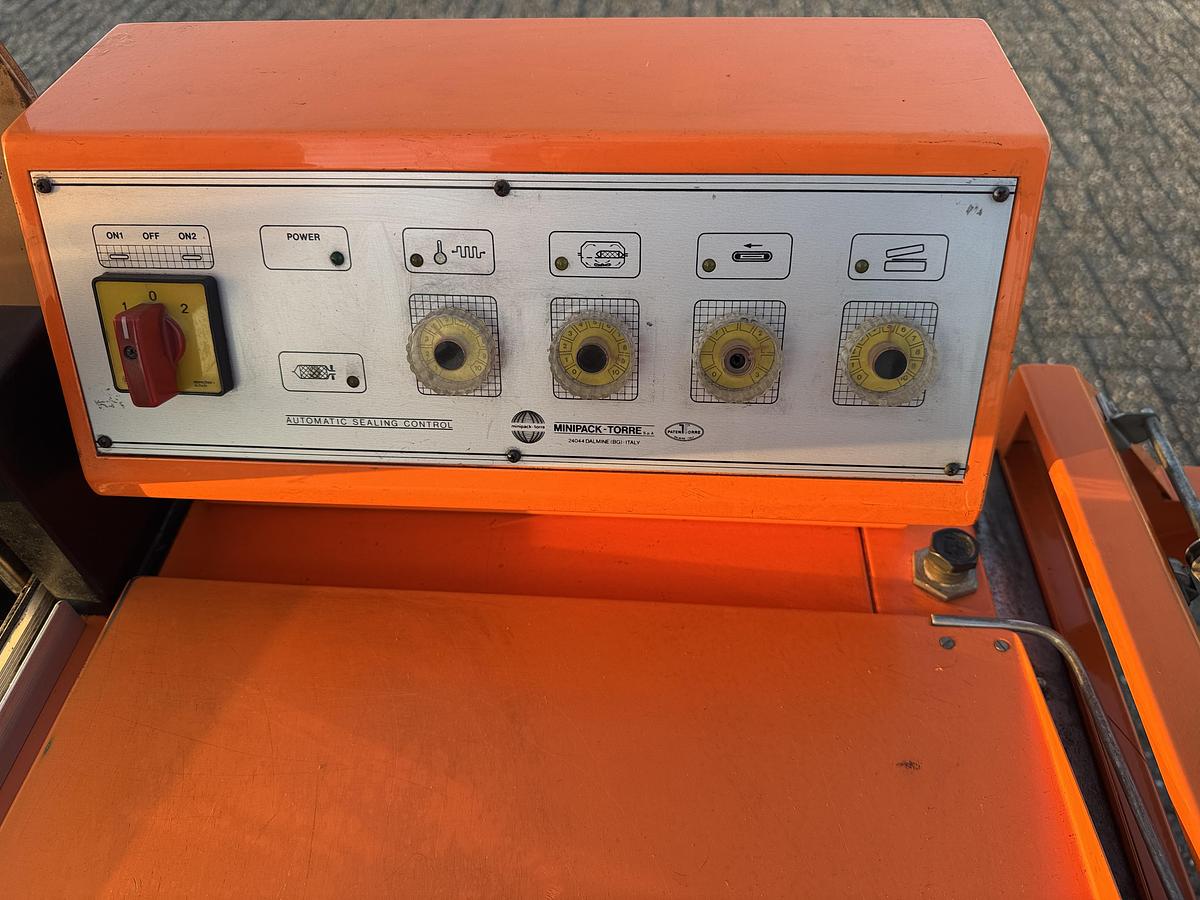 Used 2000 Minipack RAS FM76 automatic