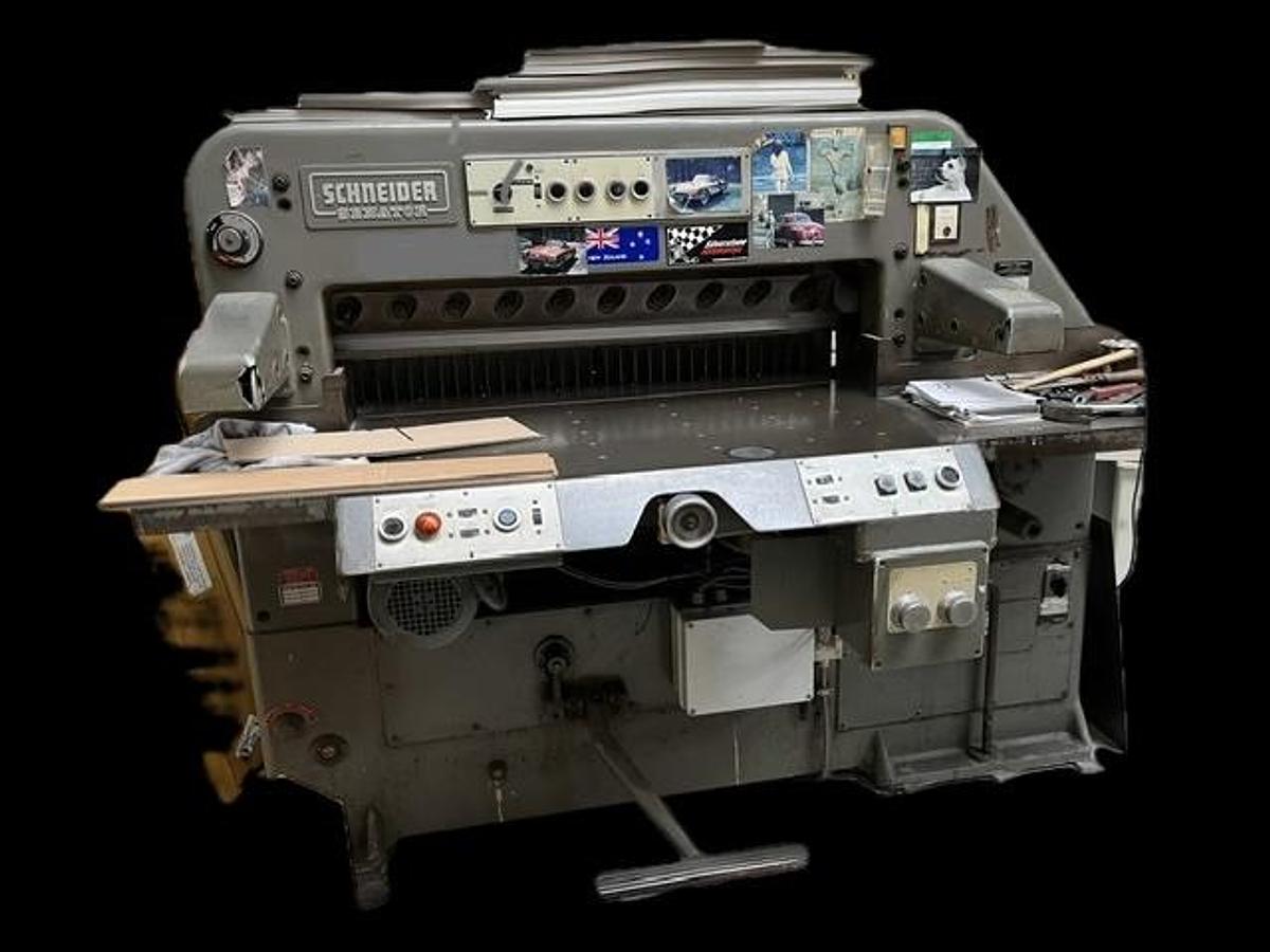 Used Schneider Senator 106