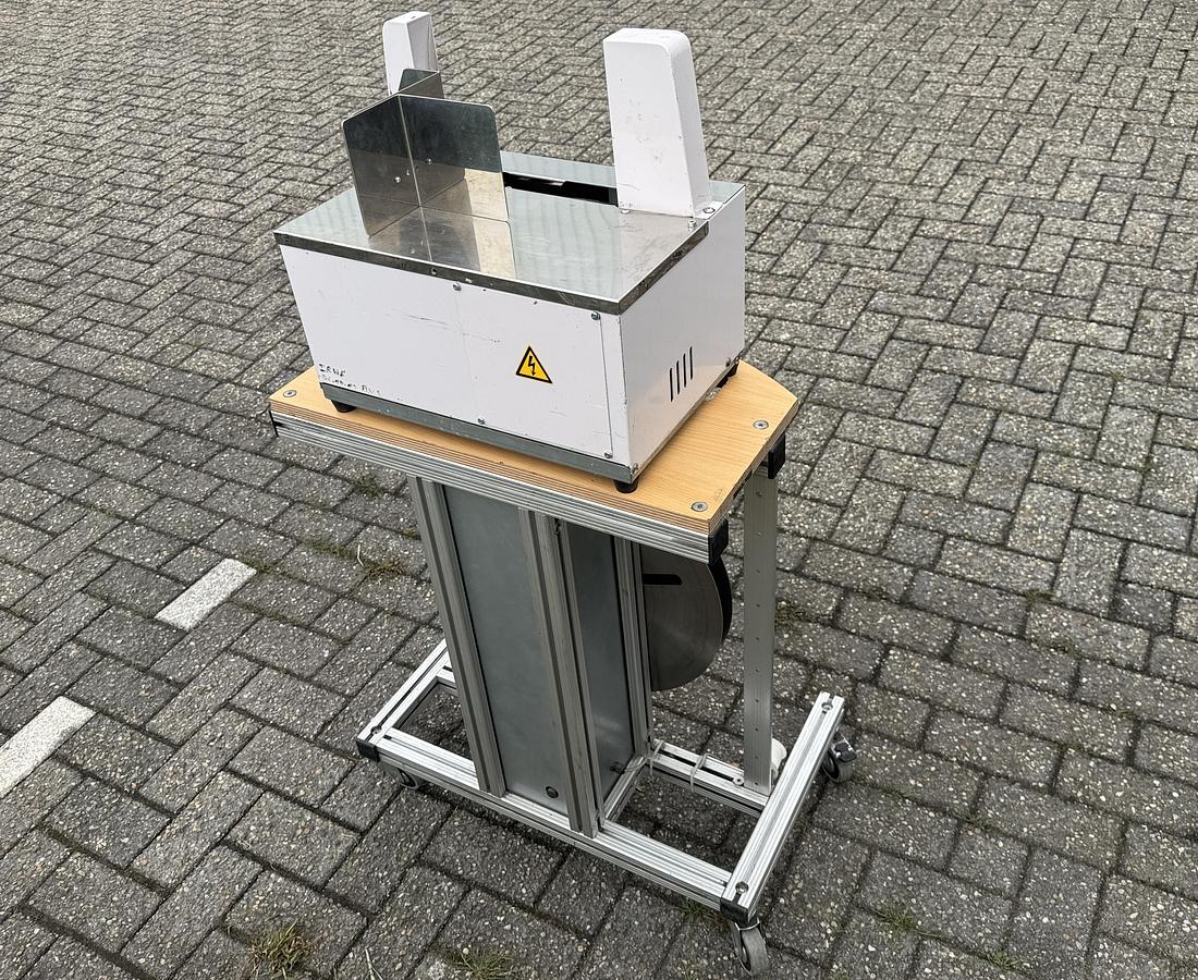 Used 1998 COM J240