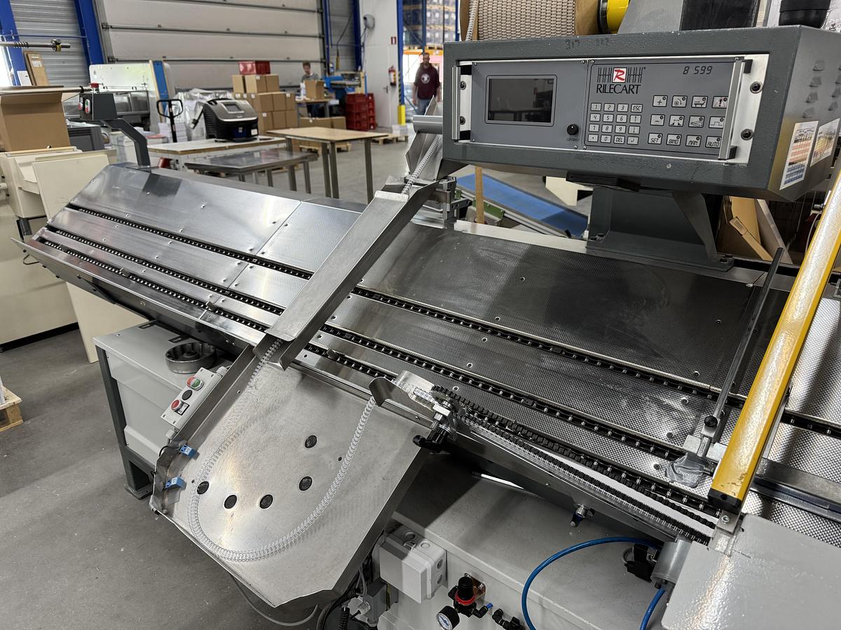 Used Rilecart B-599 Automatic Wire Binding Machine