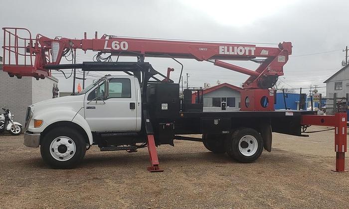 Used 2006 Ford F750 Non-CDL Elliott L60 Sign Crane - M47707