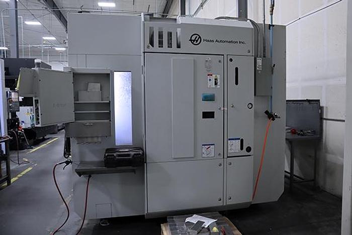 Used 2017 HAAS UMC-750 5-Axis CNC Vertical Machining Center
