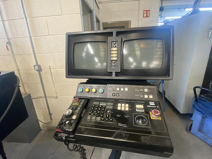 Used 1998 Hurco Hawk 30 SSM 3 Axis CNC Milling Machine