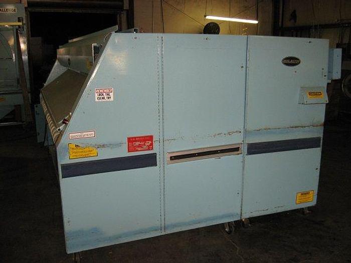 Used 1996 Braun blanket folder