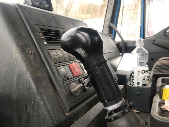 Gebruikt 1994 Iveco 260 E 34 6x4 full steel , manual pump