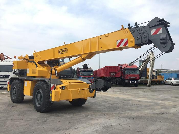 Used 2004 LOCATELLI GRIL 830