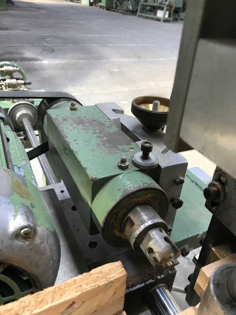 Usato Fresatrice smussatrice doppia, automatica, per fuselli tondi o prodotti similari