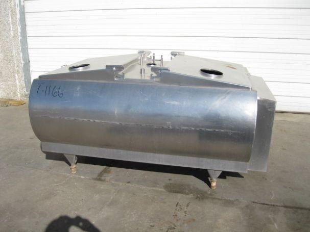 Usado 300 GALLON BULK TANK.  EM-BEE SERIAL M254685
