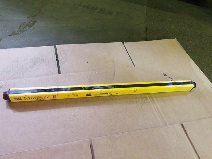 Used STI MS4324B-2 Safety Light Curtain Receiver