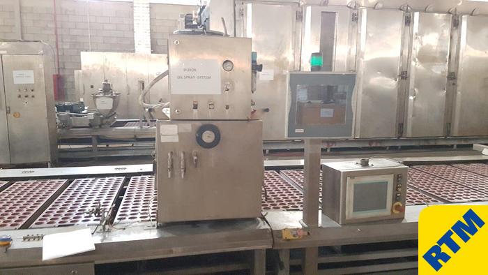 Used (2) x cup cake lines