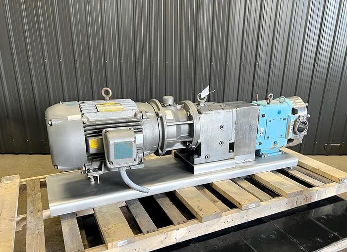 Used 4" SPX 220-U2 ROTARY LOBE PUMP - S/S - 40 HP