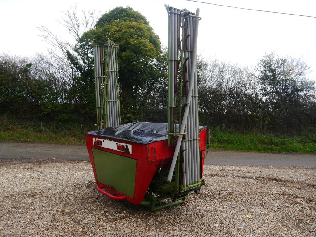 Used Nodet DPS12 Fertiliser Spreader