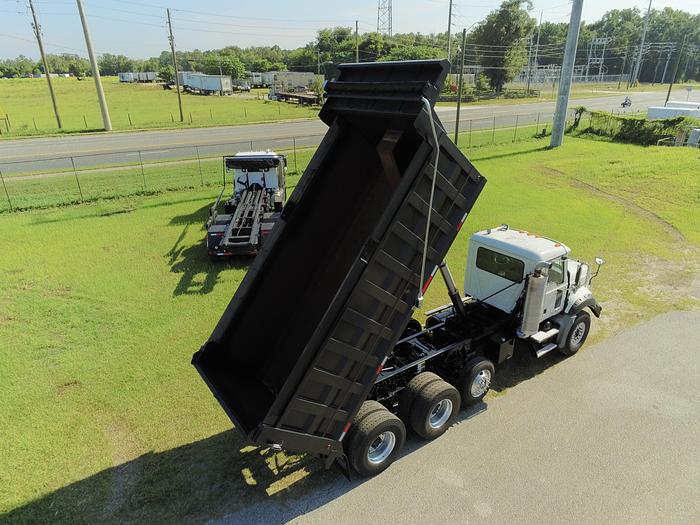 Used 2010 MACK GU 813