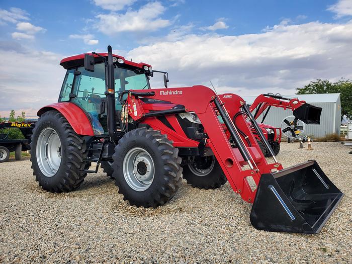 125 hp Mahindra 9125S Tractor w/ Loader ** 4 hrs - Never Used **