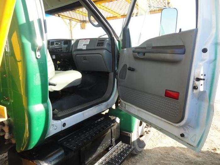 Used 2005 VERSALIFT VO255