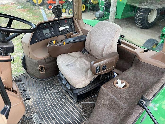 Used 2005 John Deere 8420