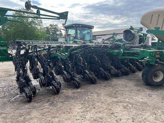 Used 2013 Great Plains 3pypa 32tr30