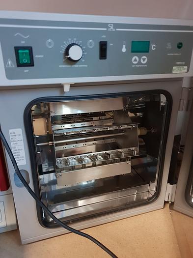 Used Agilent technologies SL G2545A Hybridization Oven