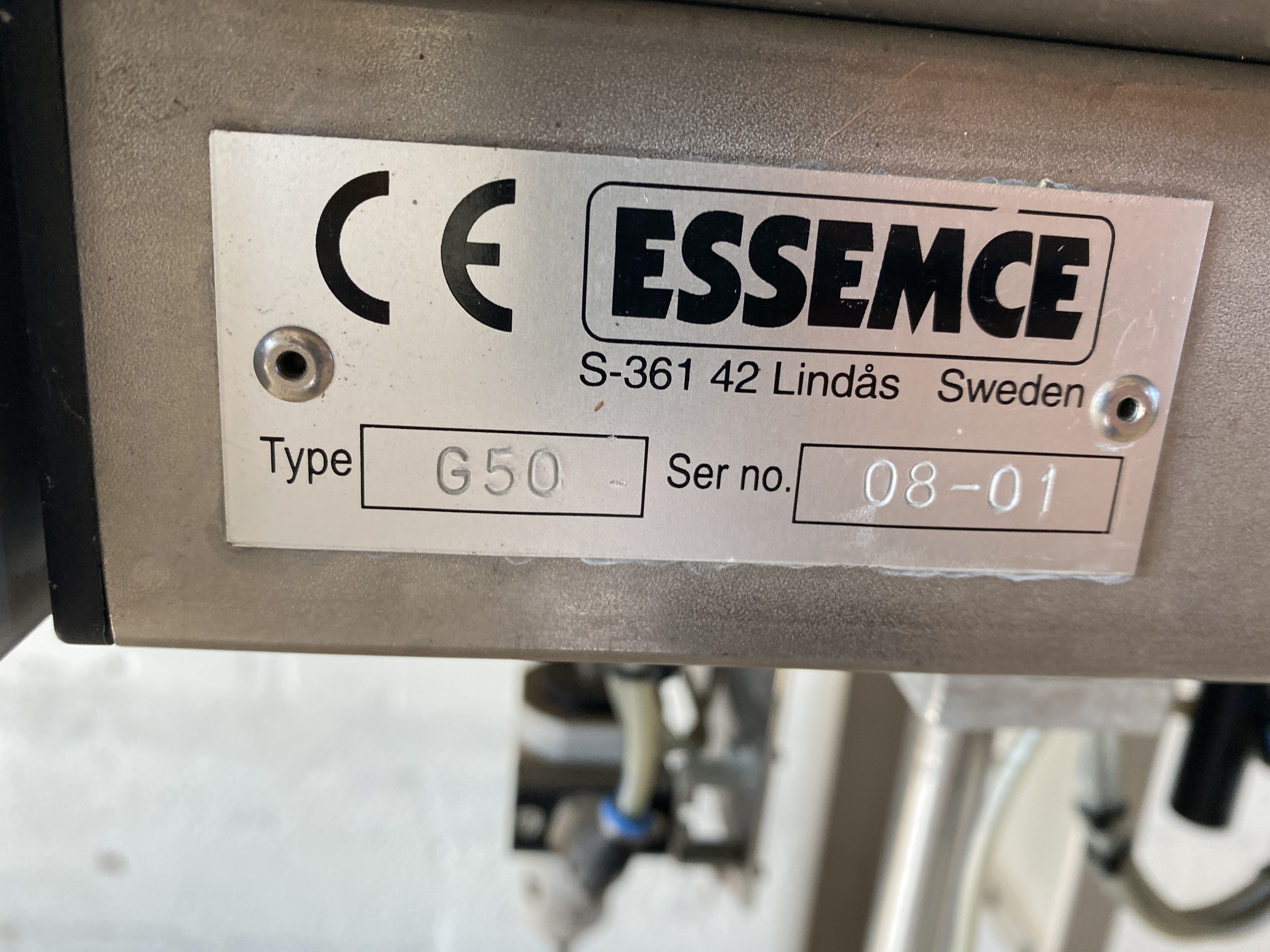 Refurbished #1385 Kartongresare