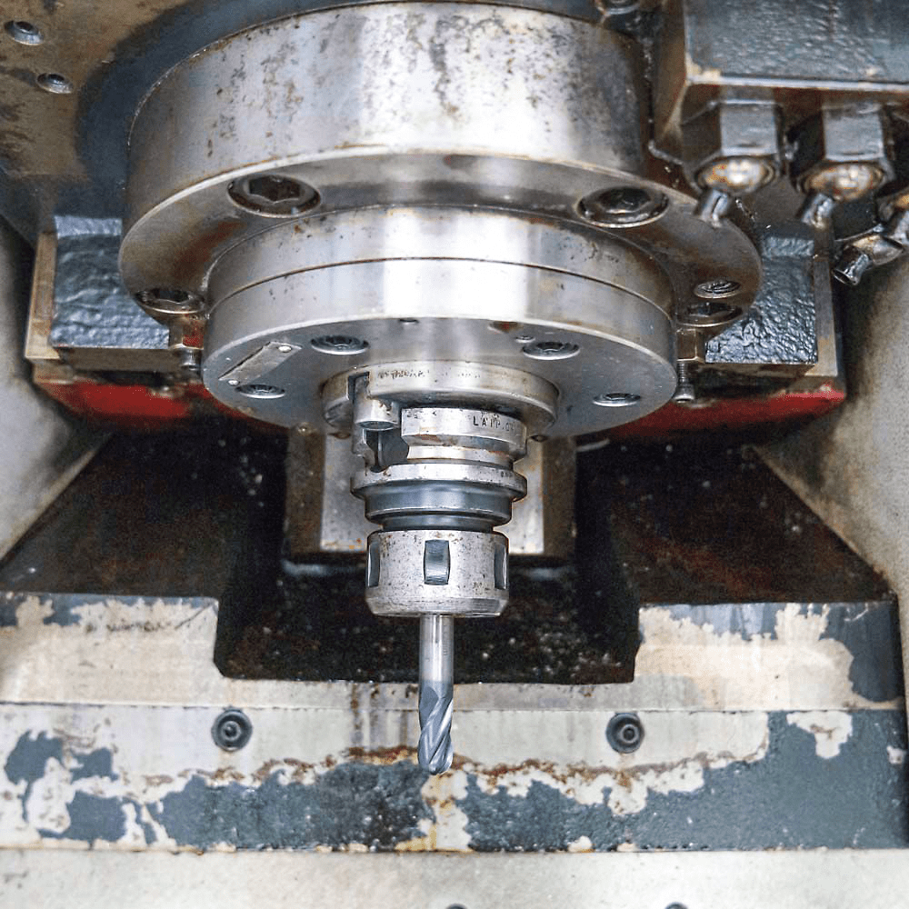 Used Mazak VARIAXIS 500-5X II - CNC Machining Centre - 2007