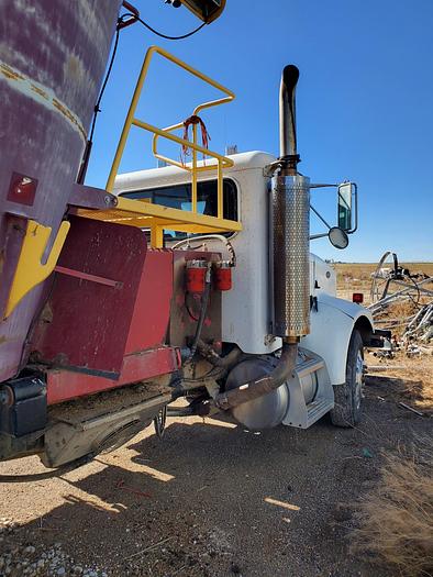 Used Peterbilt w/ Supreme 900T Vertical Feed Box - Allison Transmission