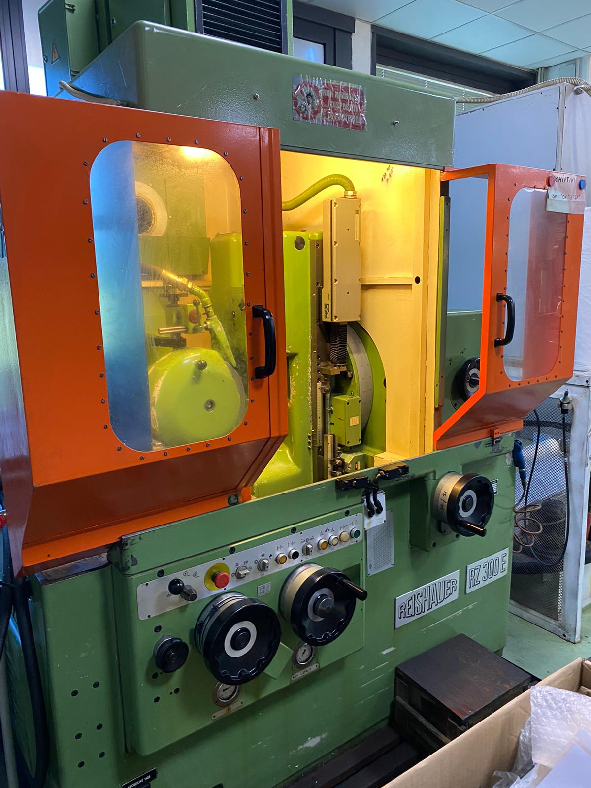 Used 1982 Reishauer RZ-300E