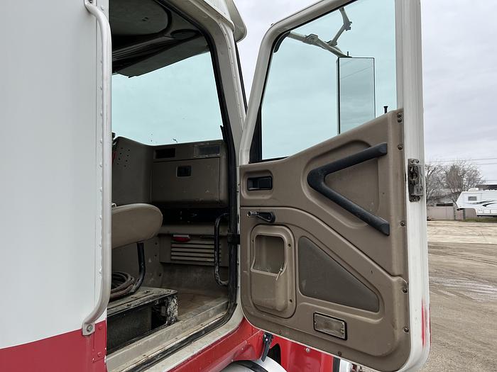 Used 2008 International Kill Truck