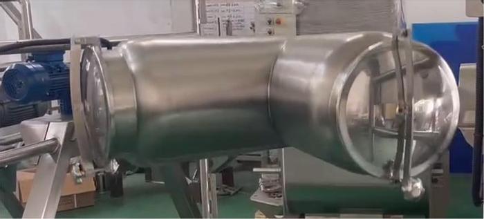 NEW 4 CU. FT. WORKING CAPACITY TWIN SHELL BLENDER WITH INTENSIFIER BAR - S/S