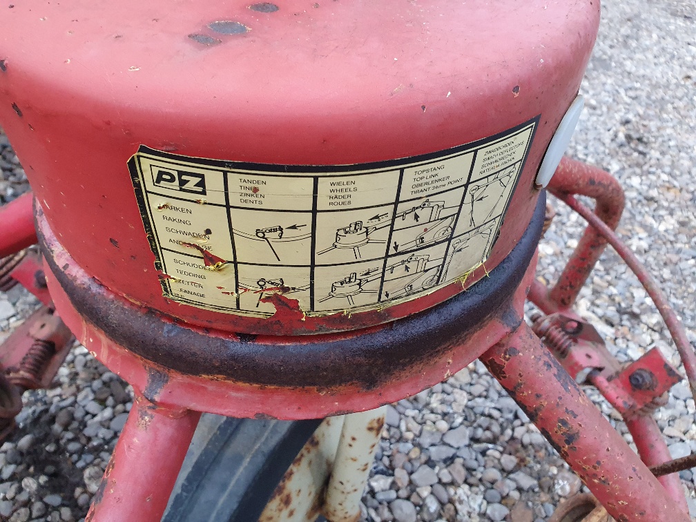 Used PZ Zweegers 300 Hay Bob