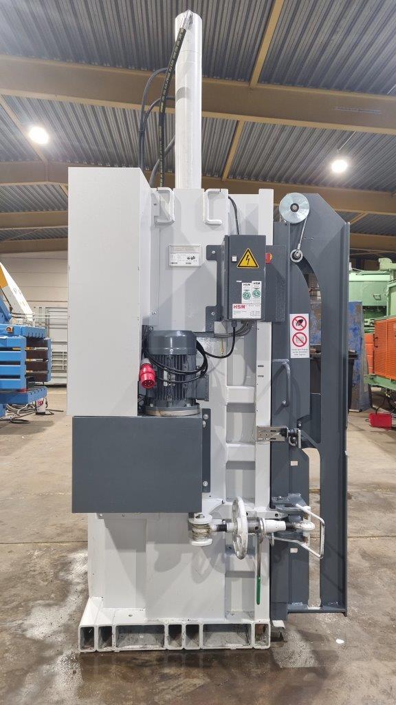 Gebraucht HSM Vertikal-Ballenpresse, Typ V-Press 860 plus