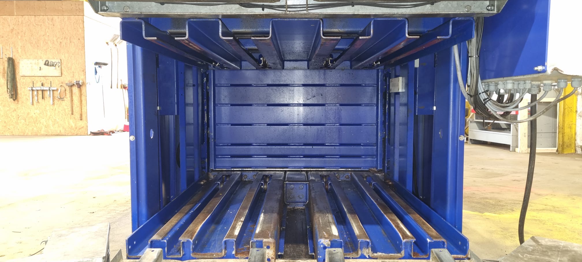 Gebraucht 2012 Bale Tainer #9941