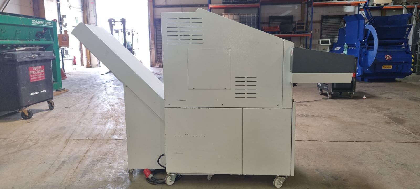 Gebraucht 2014 HSM Powerline FA 500.3 mit Auslaufförderband