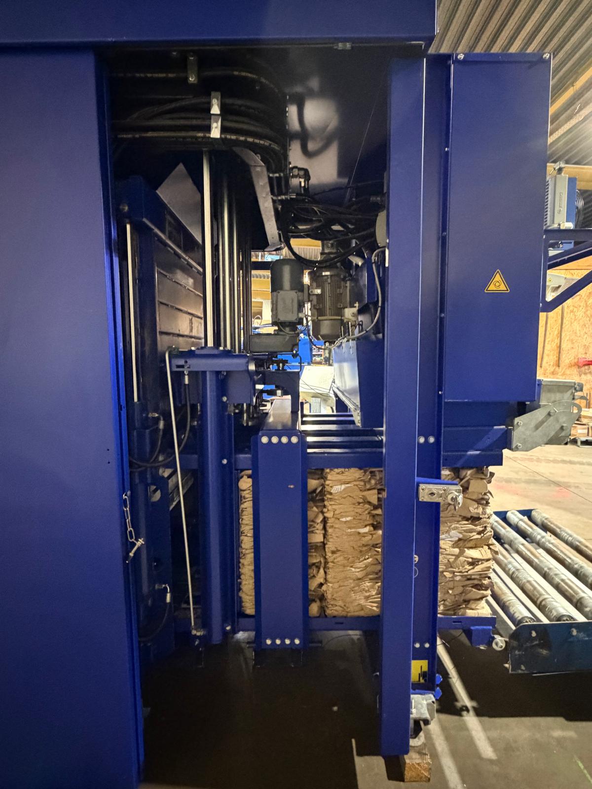 Gebraucht 2022 Strautmann BaleTainer