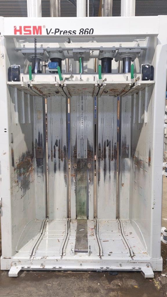 Gebraucht HSM Vertikal-Ballenpresse, Typ V-Press 860 plus
