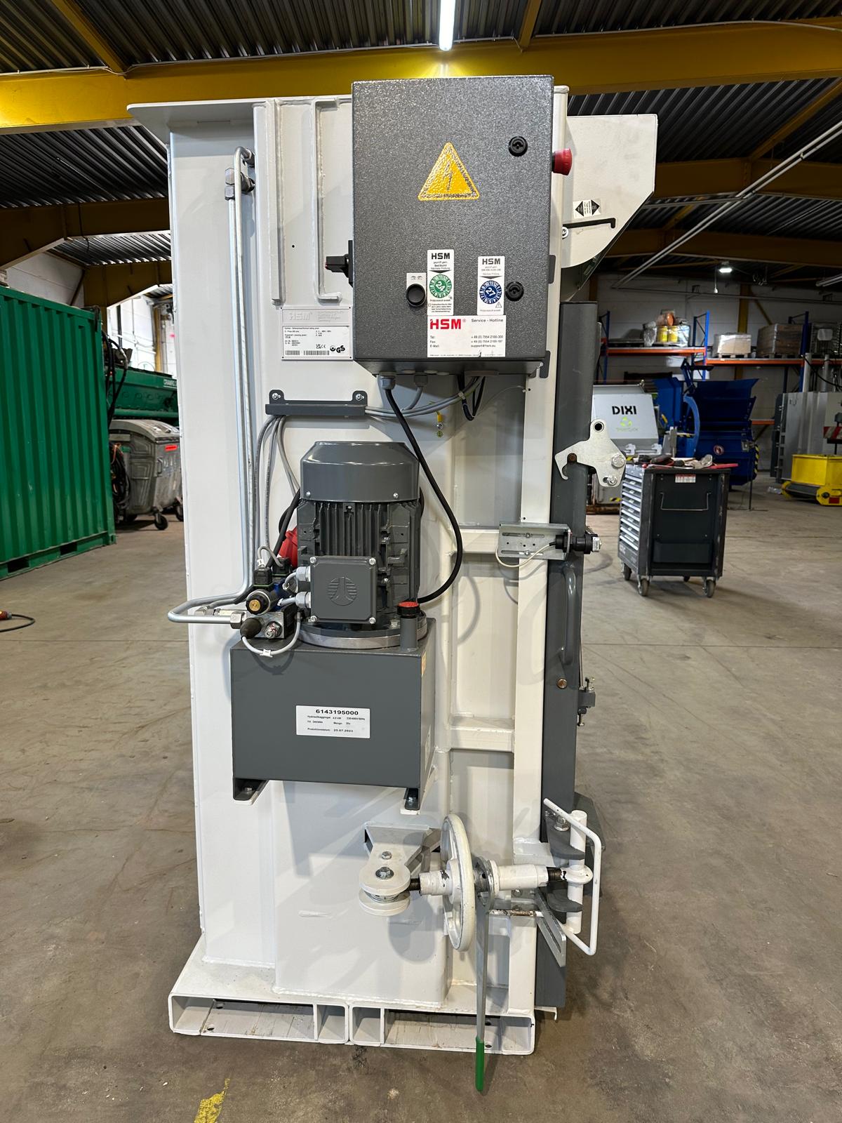 Gebraucht 2023 HSM V-Press 820 plus, neuwertig