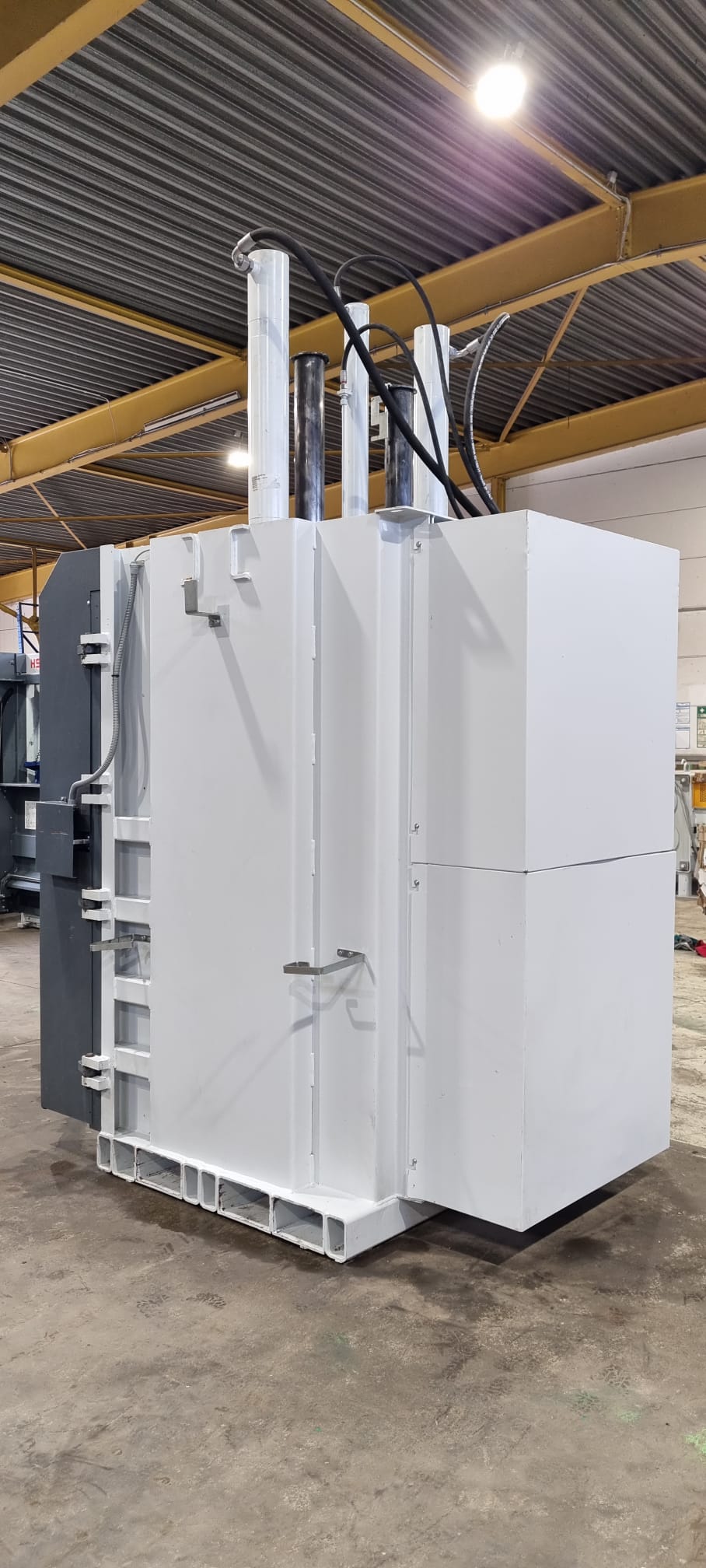 Gebraucht 2016 HSM GmbH & Co. KG V-Press 1160 Plus