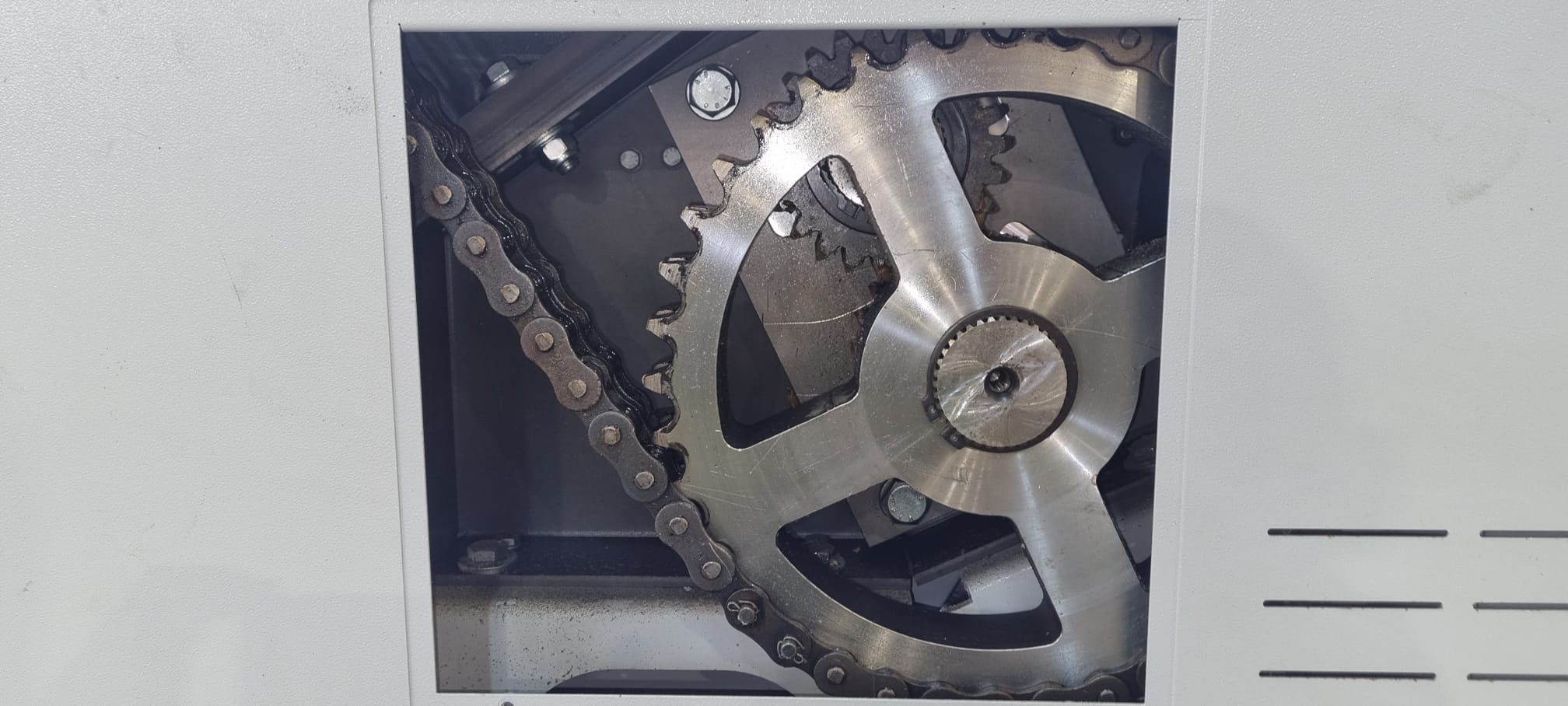 Gebraucht 2014 HSM Powerline FA 500.3 mit Auslaufförderband