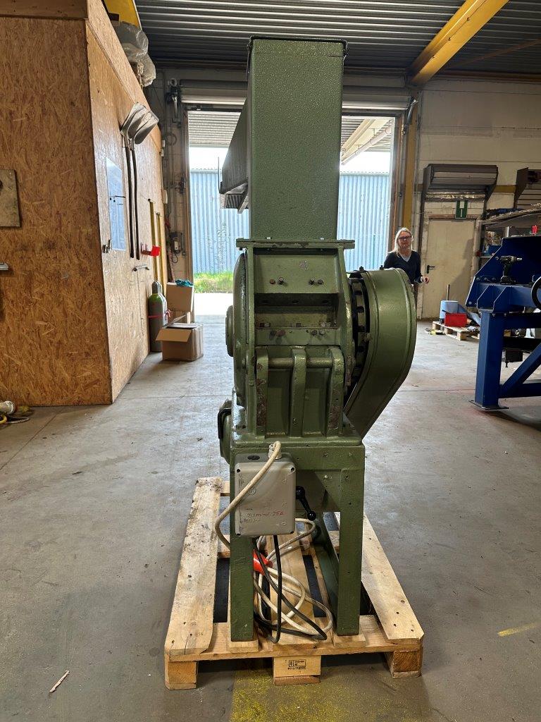 Gebraucht Schneidmühle Pallmann mit Zyklon