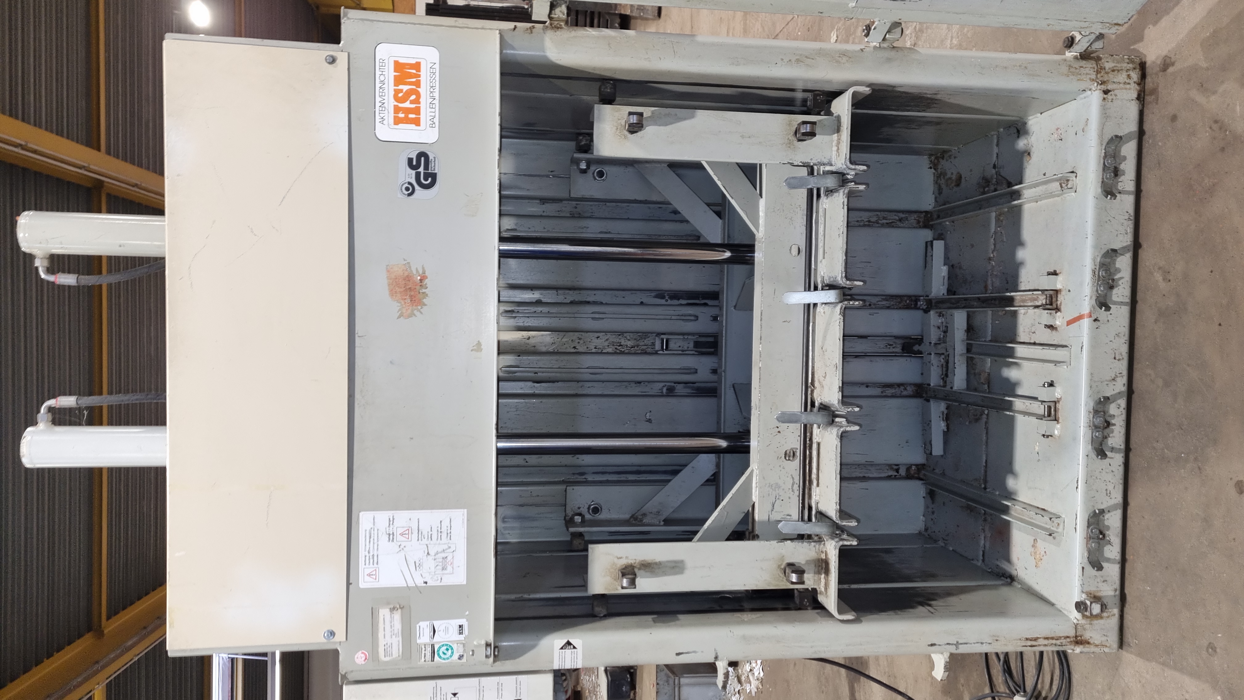 Gebraucht Vertikalballenpresse HSM 155 VL, Baujahr 1993