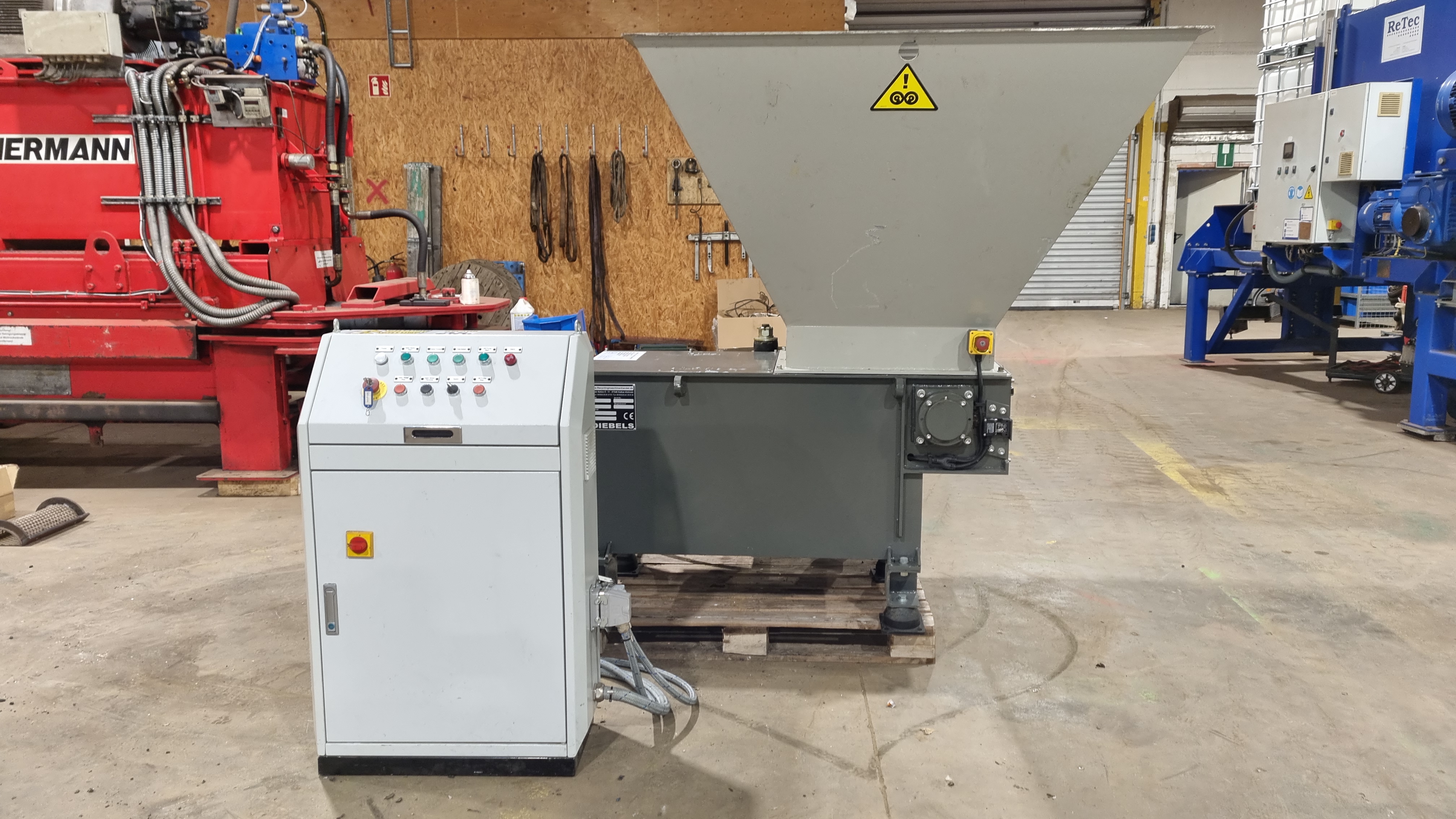 Used Einwellenzerkleinerer Diebels, Typ RMR 170/400, Baujahr 2021