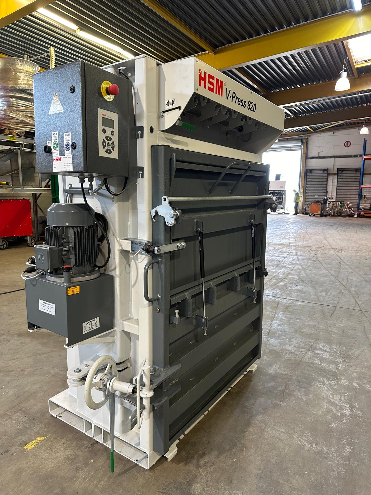 Gebraucht 2023 HSM V-Press 820 plus, neuwertig