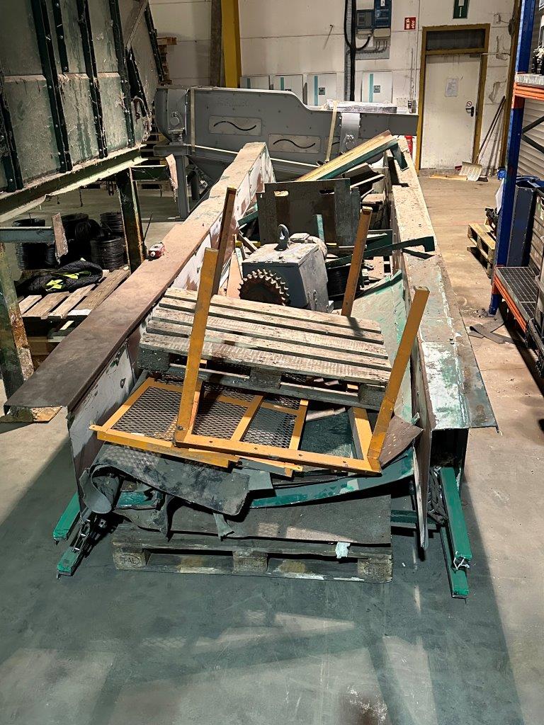 Gebraucht 2008 Apullma Kettengurtförderer