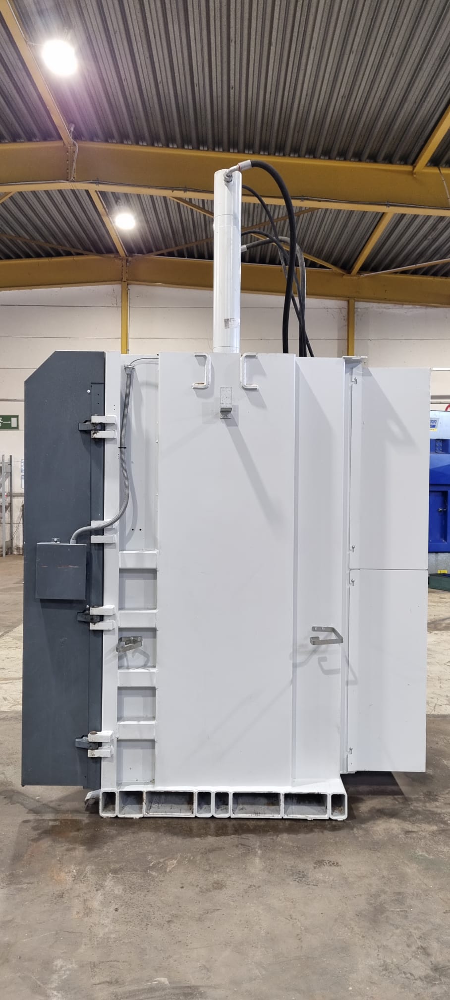 Gebraucht 2016 HSM GmbH & Co. KG V-Press 1160 Plus