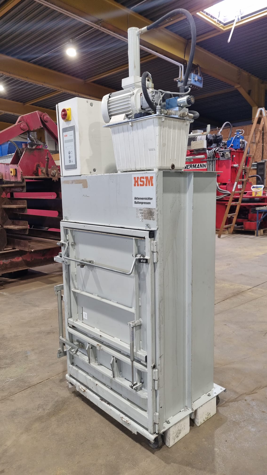 Gebraucht Vertikalballenpresse HSM VL 45