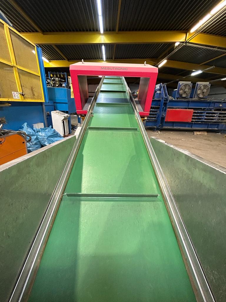 Gebraucht Gurtförderband Schuma mit Metalldetektor Mesutronic