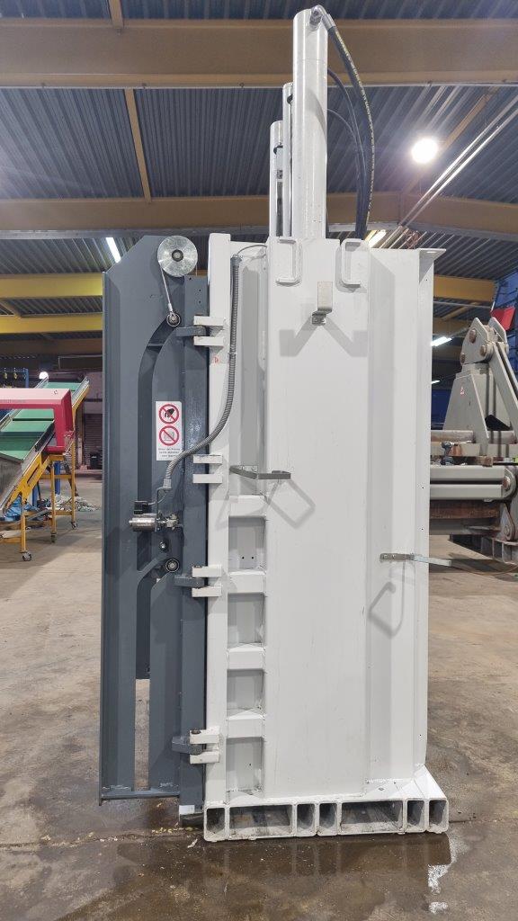 Gebraucht HSM Vertikal-Ballenpresse, Typ V-Press 860 plus