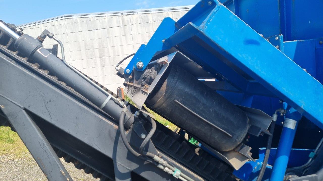 Gebraucht Holzbrecher Forus, Typ HB 181, Baujahr 2009, nur 625 Stunden