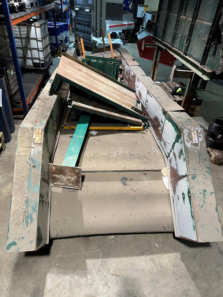 Gebraucht 2008 Apullma Kettengurtförderer