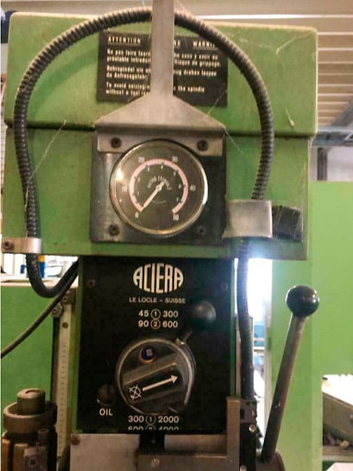 Used Aciera  23 TNC 125 -  Milling Machine Vertical - 1985